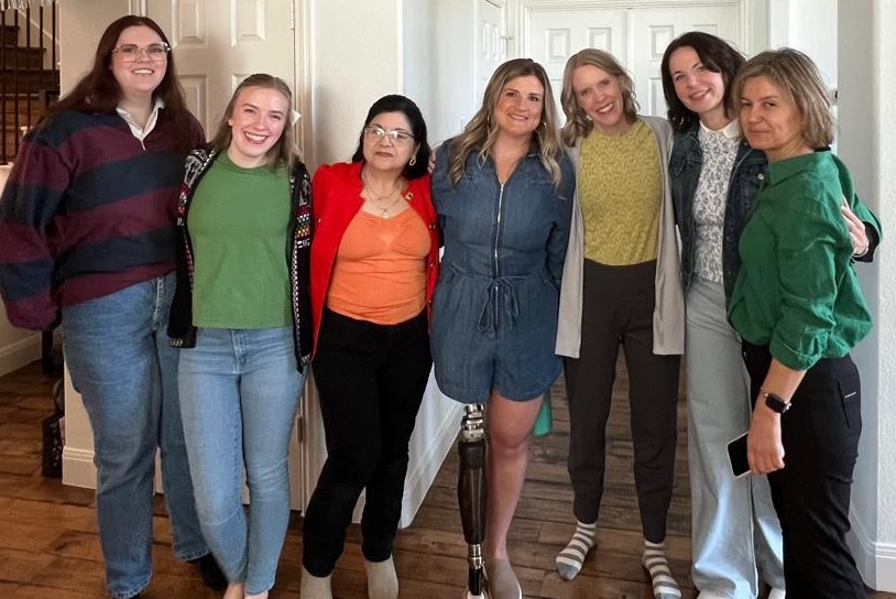 Ariana, Vivi, Maria, Angela, Lori, Ann, and Banu